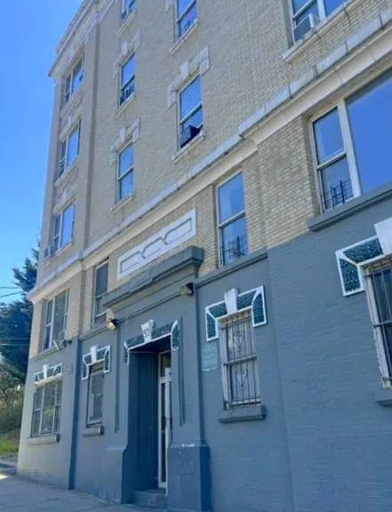 93 Bruce Ave #2B — Photo 1