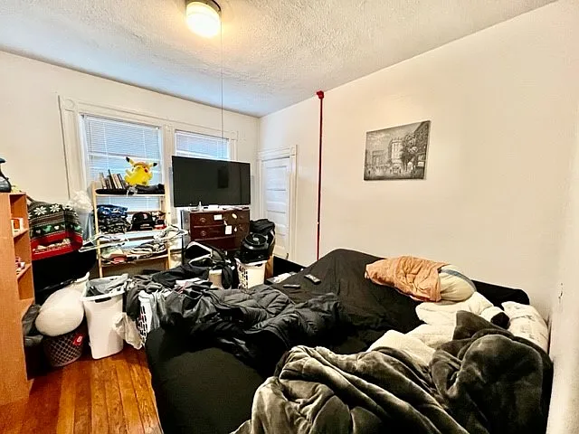 31 Thacher St #5R — Photo 13