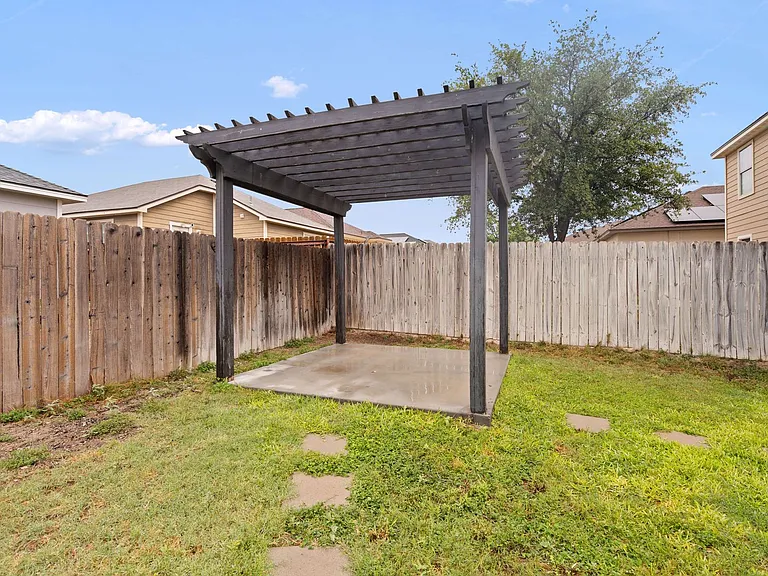 1009 Tesoro Hls — Photo 23