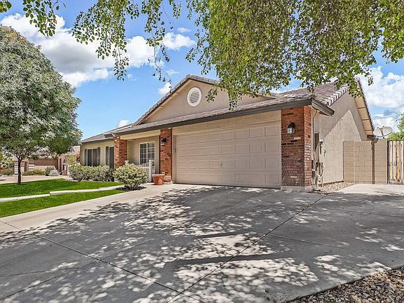 2nd image of 3672 E Baranca Ct