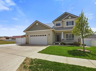 3715 32nd St W, Williston, ND 58801