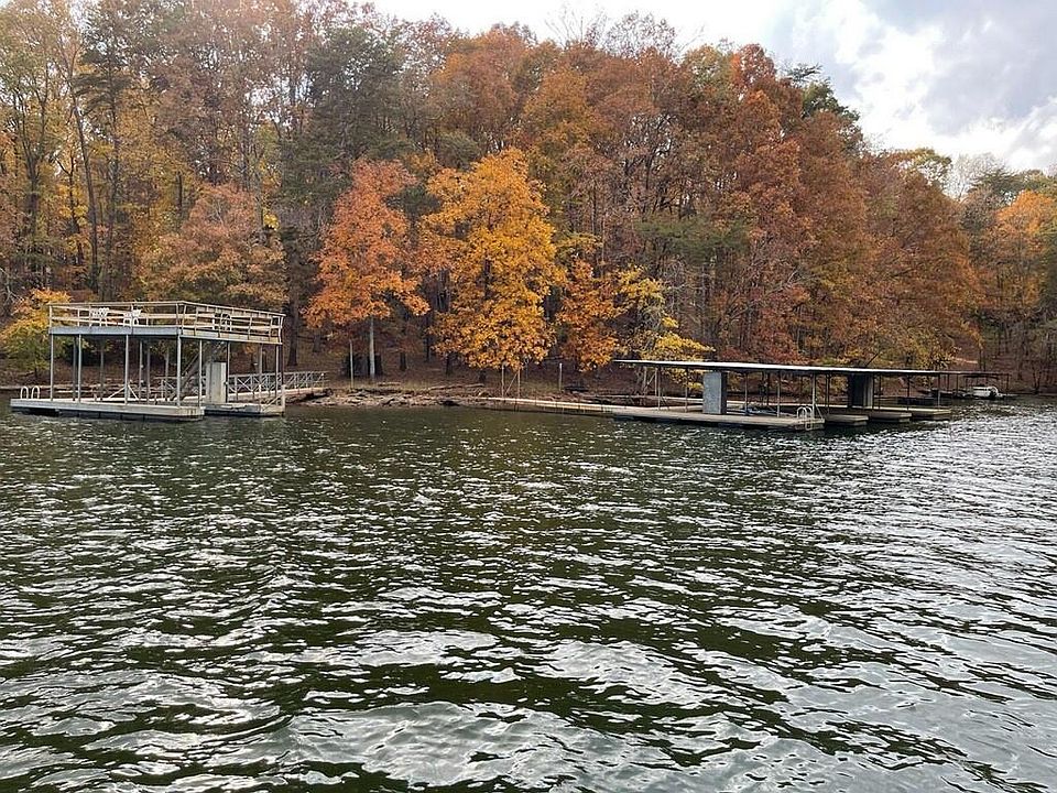1st image of 350 Eastview Dr