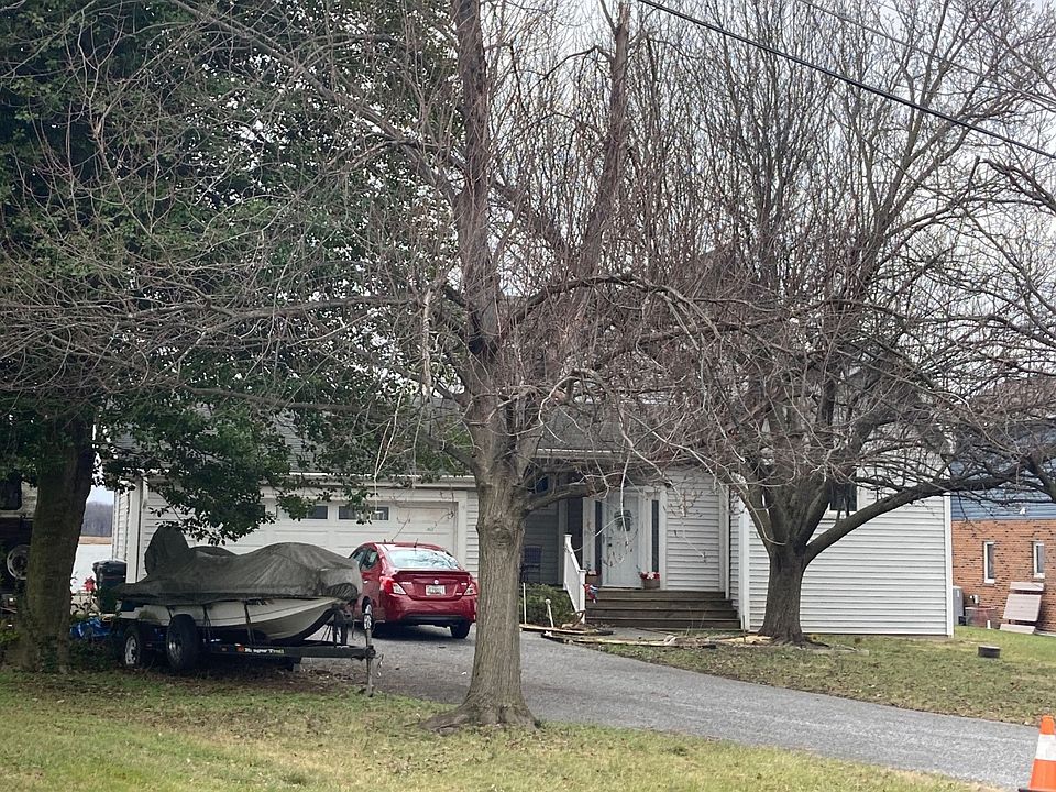 2nd image of 4532 Todd Point Ln