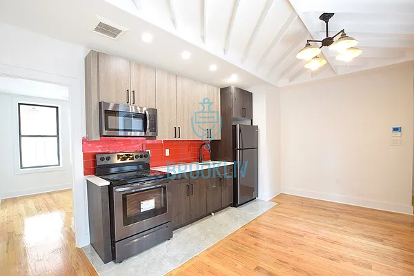 Rented by null | media 16