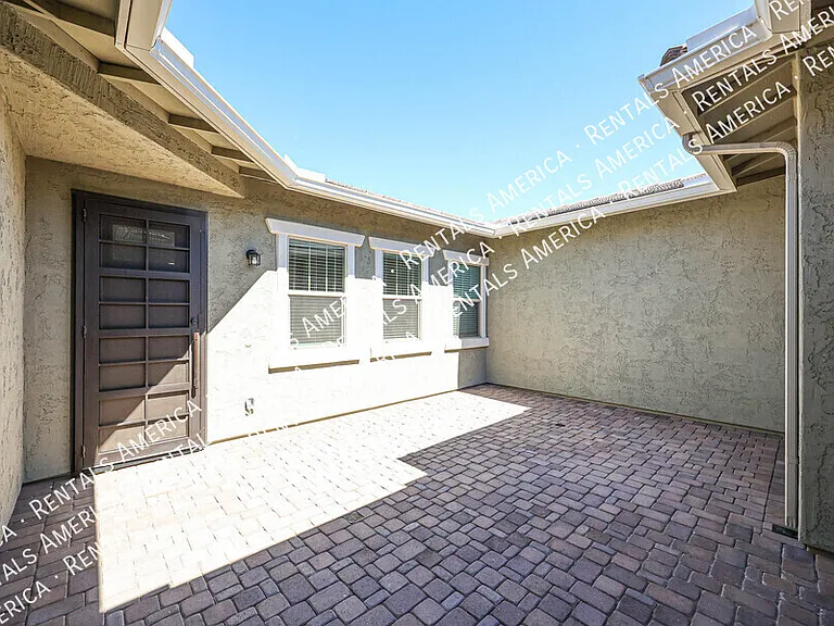 44716 N 44th Ave — Photo 5