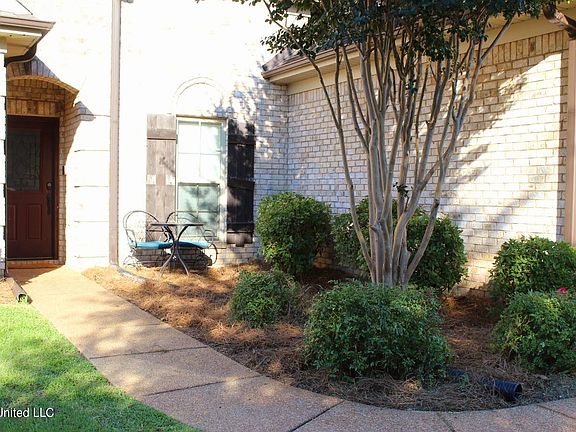 4th image of 202 Picadilly Dr