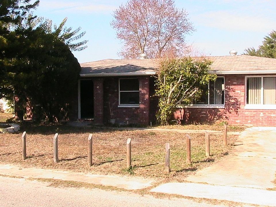 1st image of 3507 Jackson Dr
