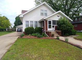 311 E South St, Knoxville, IL 61448