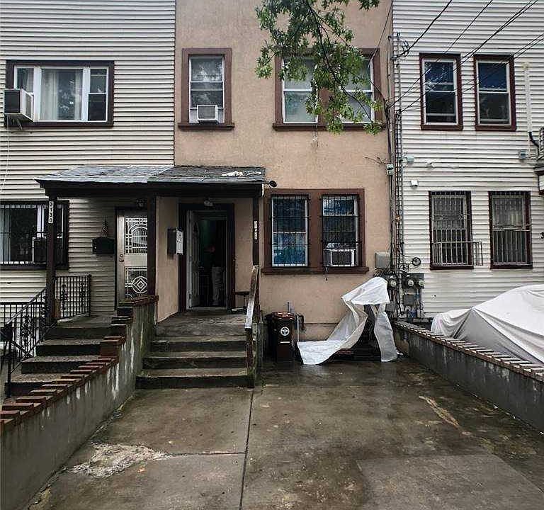 1st image of 31-28 Linden Pl