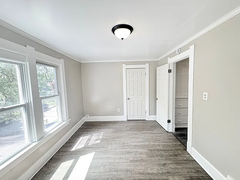 729 Utah St — Photo 10