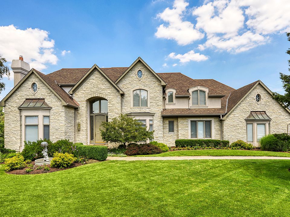 1st image of 8 York Lake Ct