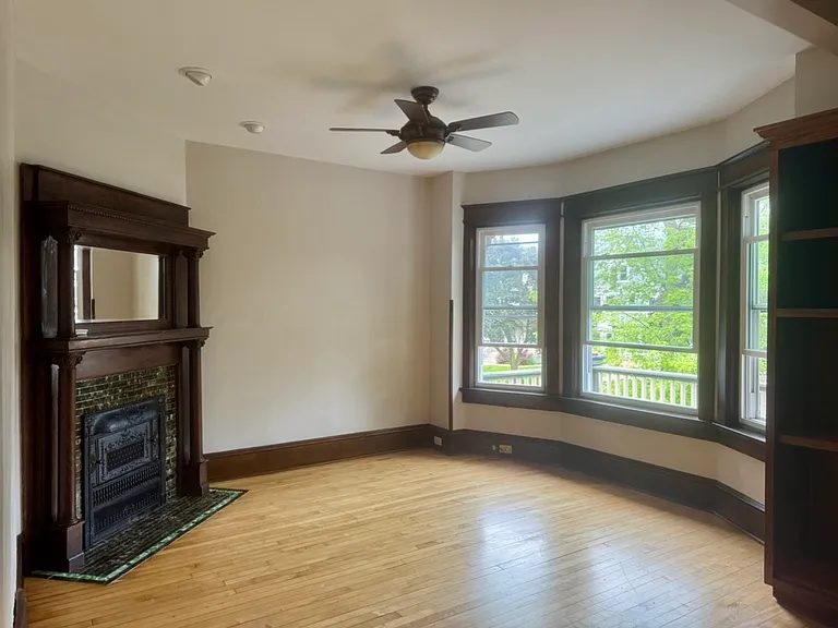 2917 N Cramer St — Photo 14
