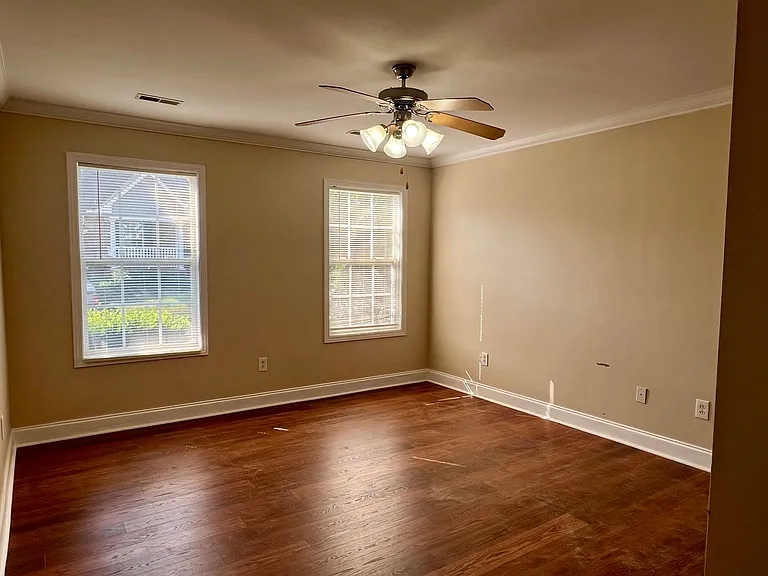 30 Hiddenbrook Ln — Photo 9