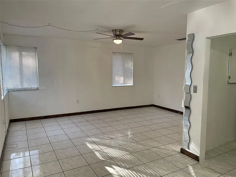 3389 William Ave — Photo 2
