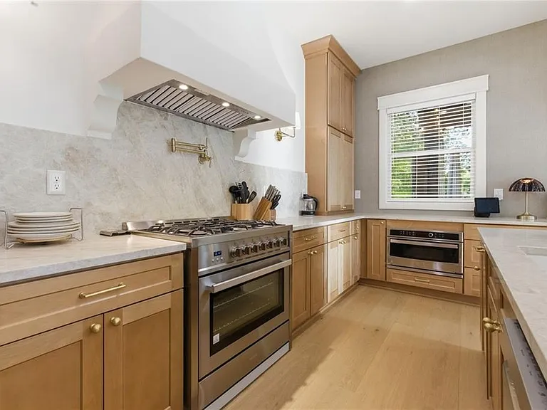 255 Atlanta Ave SE — Photo 10