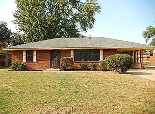 860 Parkrose Rd, Memphis, TN 38109