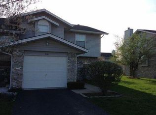 810 N Tamarac Blvd, Addison, IL 60101