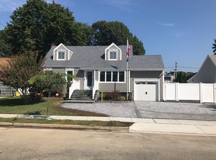 319 Harmony Dr, MASSAPEQUA, NY 11758