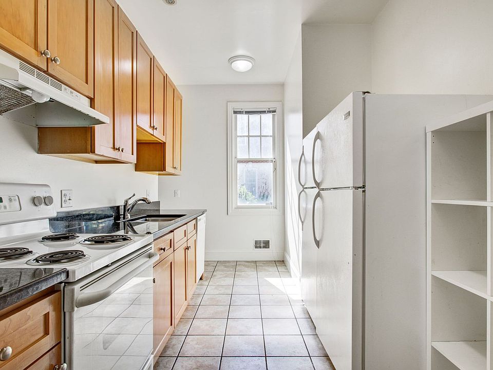 1st image of 1616-1618 Washtenaw Ave #1616