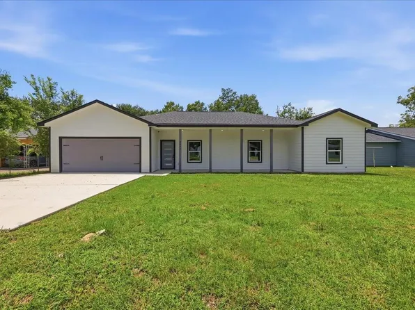 3331 Aster St, Orange, TX 77632