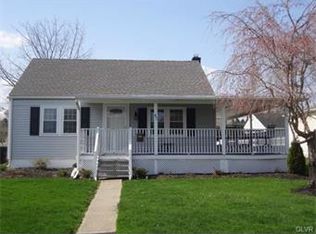 47 Henry Ave, Nazareth, PA 18064