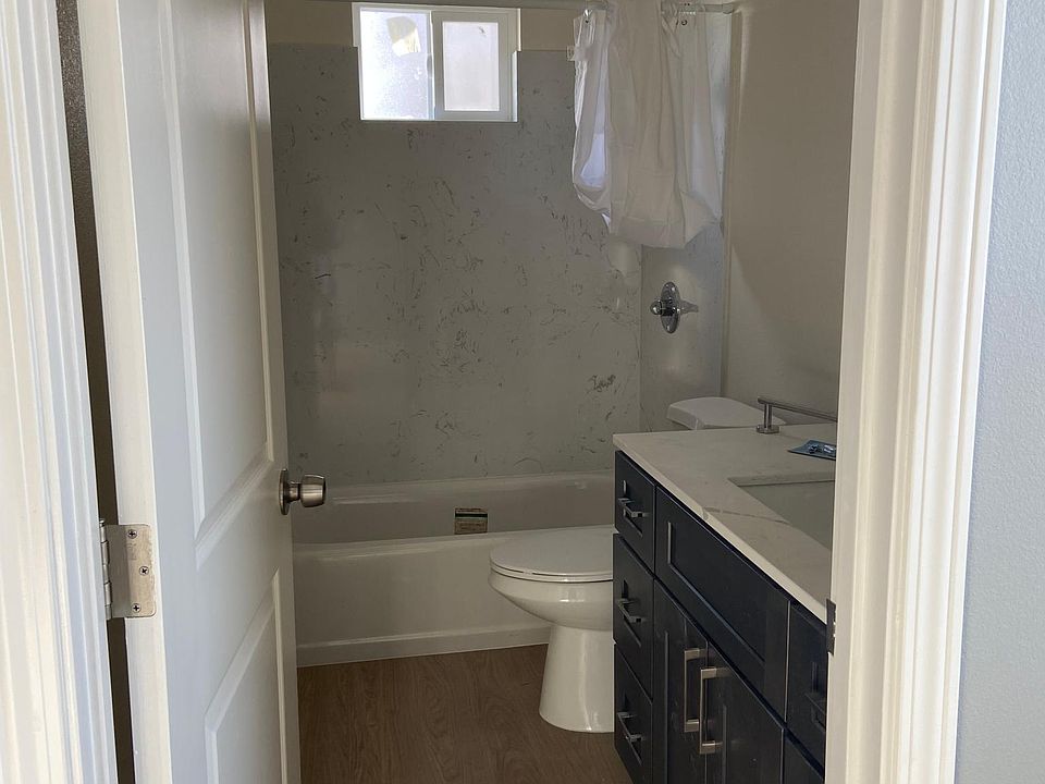 1st image of 22011 Hathaway Ave #3