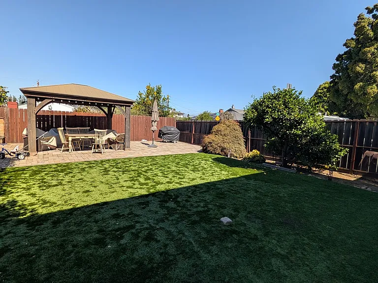 505 Lewis Ave — Photo 5