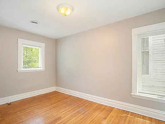 823 Sigsbee St SE #2 — Photo 9