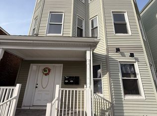 181 Norfolk St #1, Dorchester Center, MA 02124