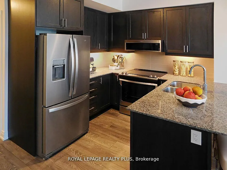 1050 Main St E #208 — Photo 14