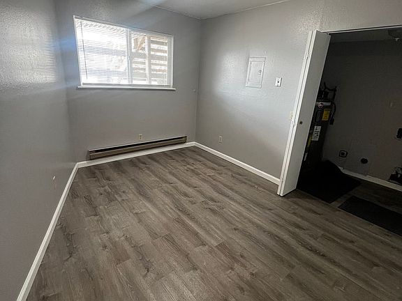 3rd image of 140-146 Parrish Ln #142