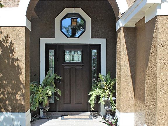 4th image of 4385 Clairidge Way