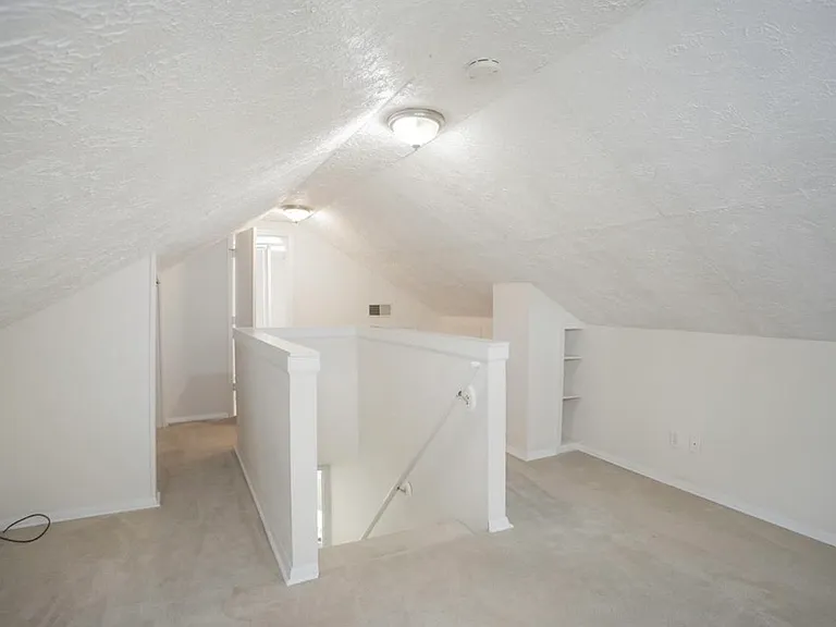 919 Fairwin Ave — Photo 13