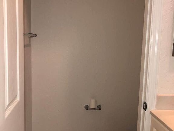 Main Bathroom Toilet