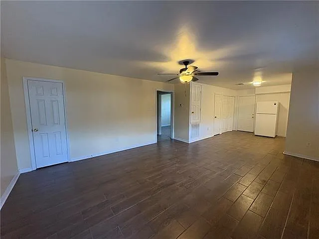6027 Wales St — Photo 5