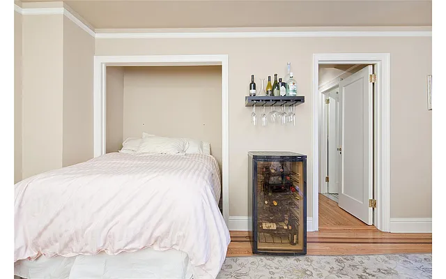Sold by Douglas Elliman | media 10