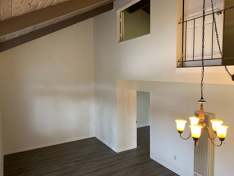 4700 Dexter Dr — Photo 28