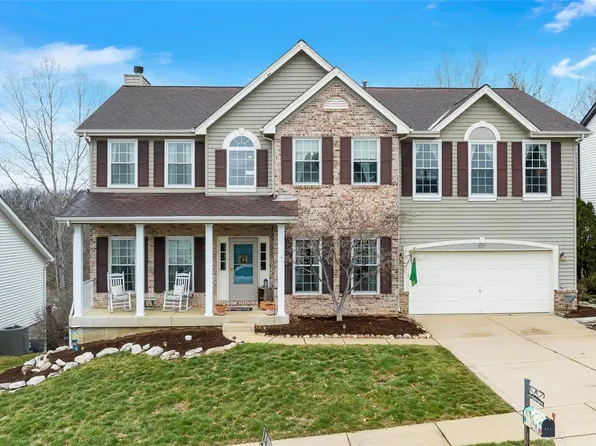 929 Legends View Dr, Eureka, MO 63025