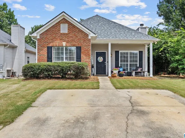 979 McAllister Dr, Calera, AL 35040