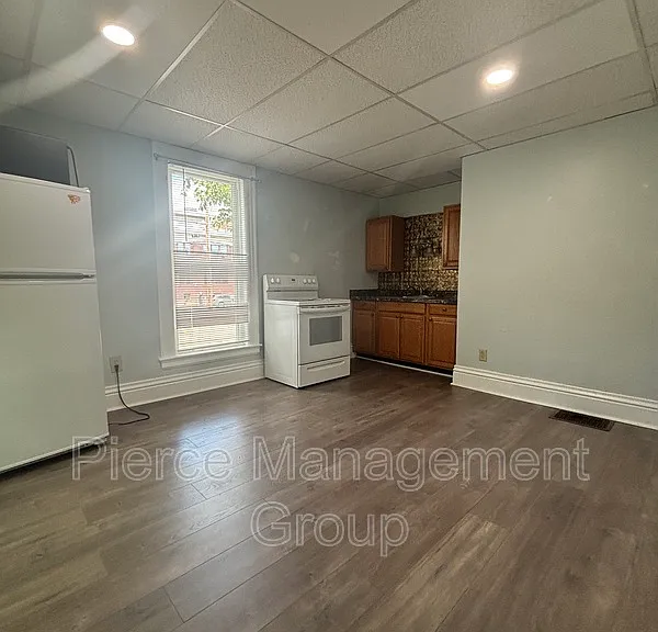 6 Blake St #2B — Photo 5