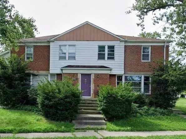 2079 S Green Rd, South Euclid, OH 44121
