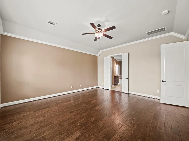 28223 Red Shady Oaks Dr — Photo 17