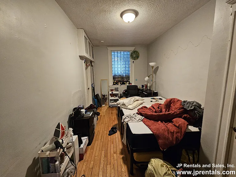 238 S Huntington Ave #2 — Photo 3