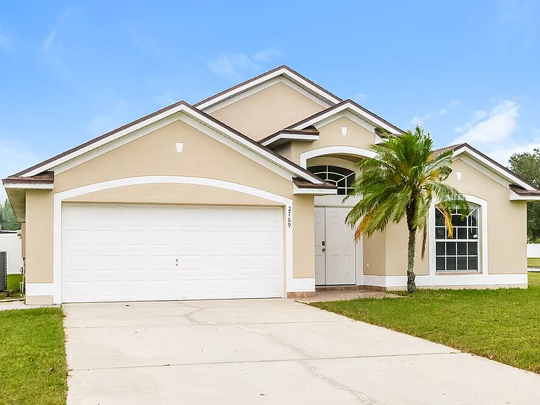 2769 Eagle Ridge Loop — Photo 1