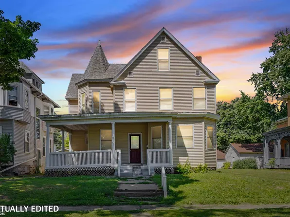 531 S Central Ave, Burlington, IA 52601
