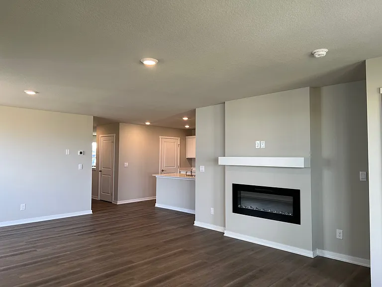 1283 Williamsburg Ln #1 — Photo 11