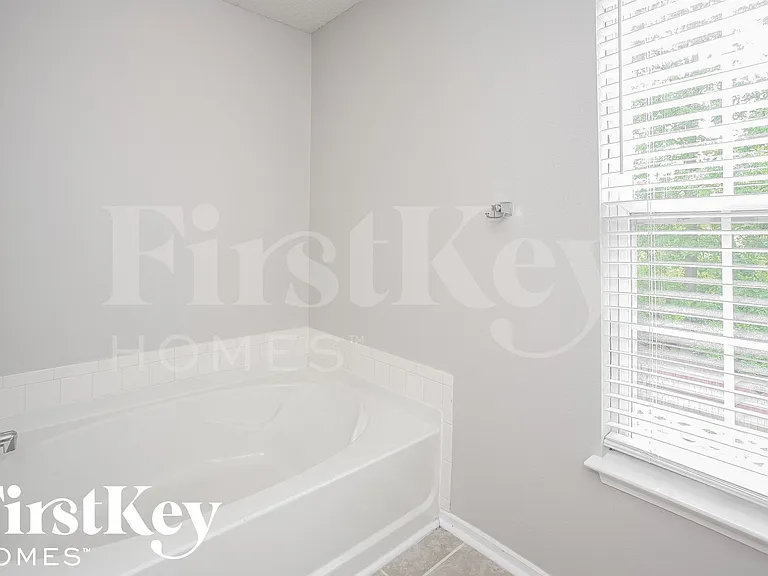 10851 Zimmerman Ln — Photo 12