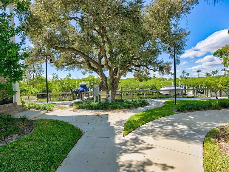 412 Inlet Waters Cir — Photo 53