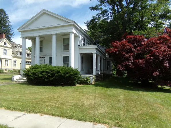 51 W Main St, Bainbridge, NY 13733