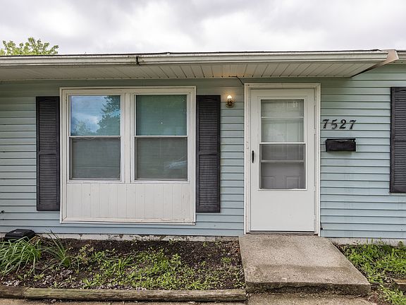 3rd image of 7527 E 35th St